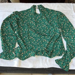 Flower print blouse petite